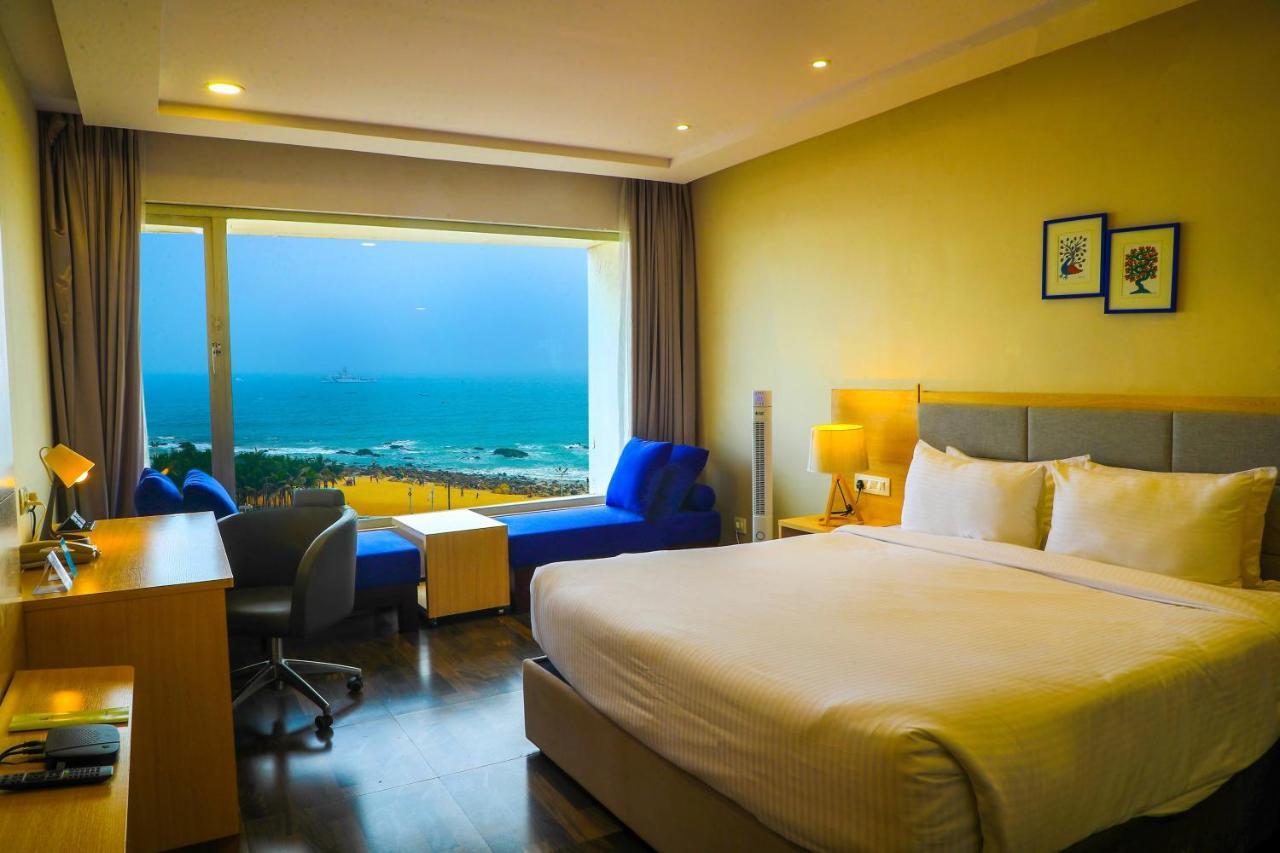 Bay View Hotel Vizag Visakhapatnam Extérieur photo